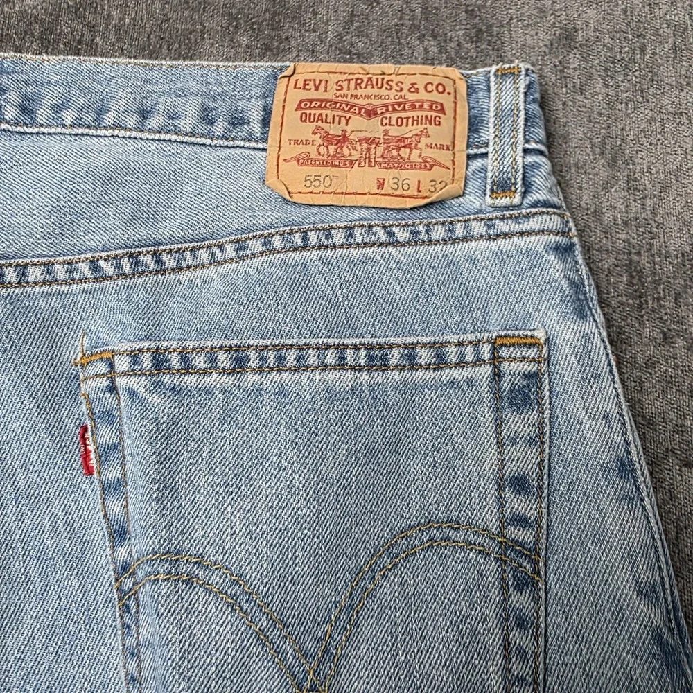Vtg Y2K Levis 550 Jeans Mens 36x32 Fit 33x31 Relaxed Light Wash Skater Hip Hop